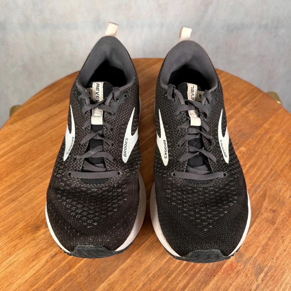 Brooks Revel 4 Running Shoes Mens 8.5 Black White Good Knit Athletic 1203371B091